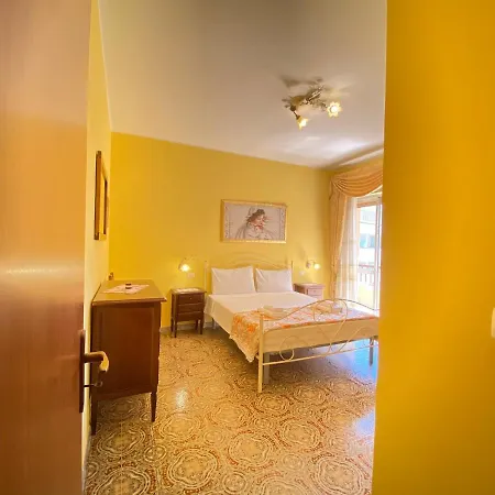 Apartment Elegant House Lido-baia *