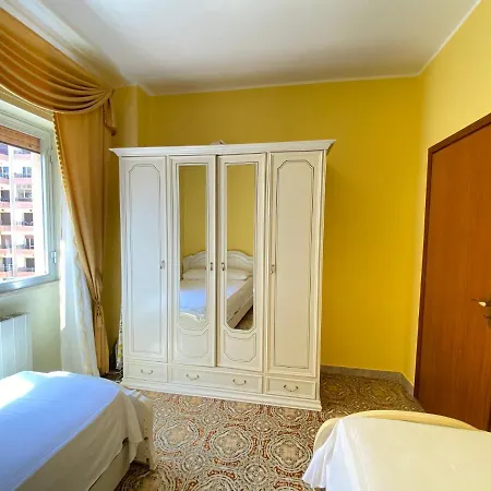 Apartment Elegant House Lido-baia